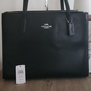 Nwt Coach Nina Carryall